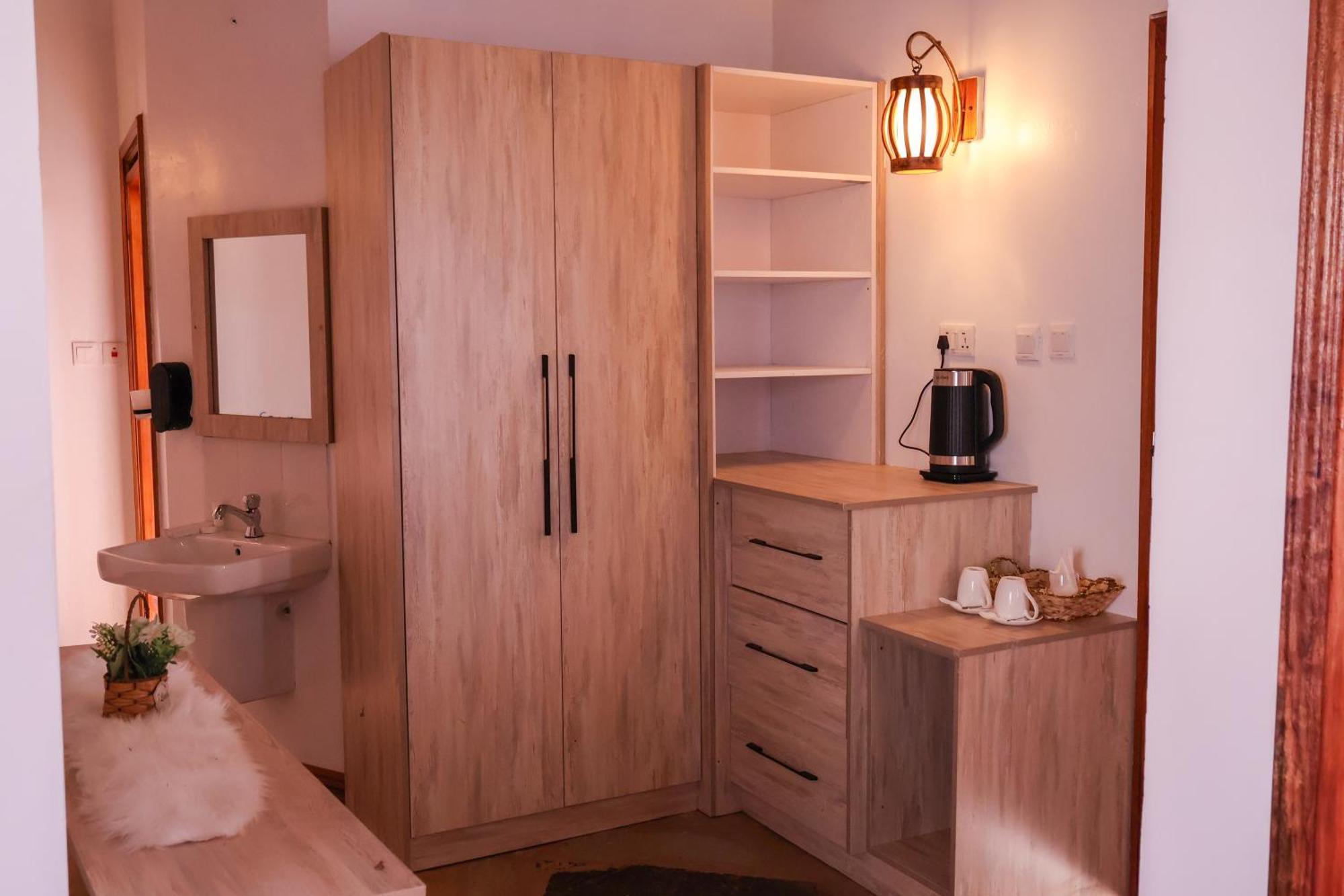 Winter Villa Resort & Spa Limited Embu Экстерьер фото